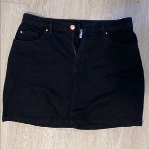 H&M Black Denim Skirt